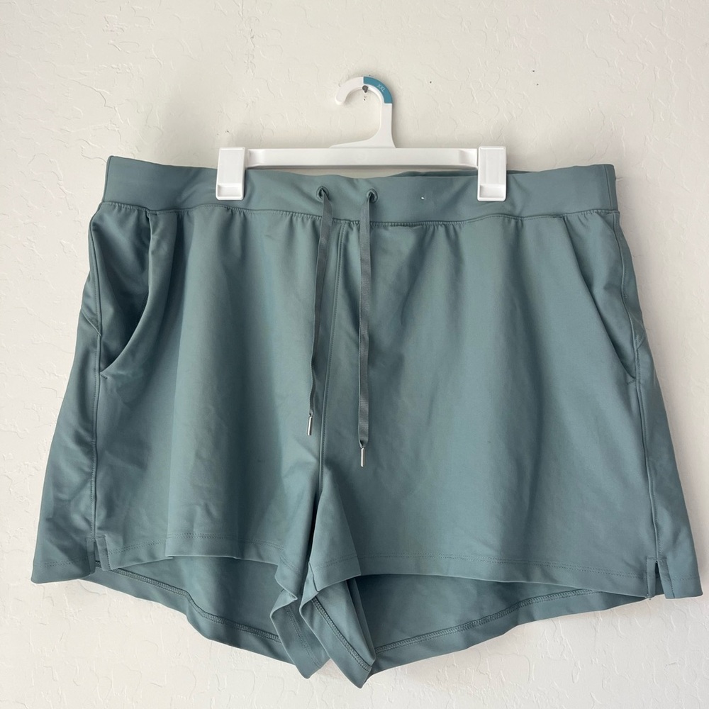 Old Navy Women's Athletic Shorts - Gray